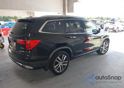 2016 Honda Pilot Touring z USA, uszkodzony, nr VIN 5FNYF5H91GB052797